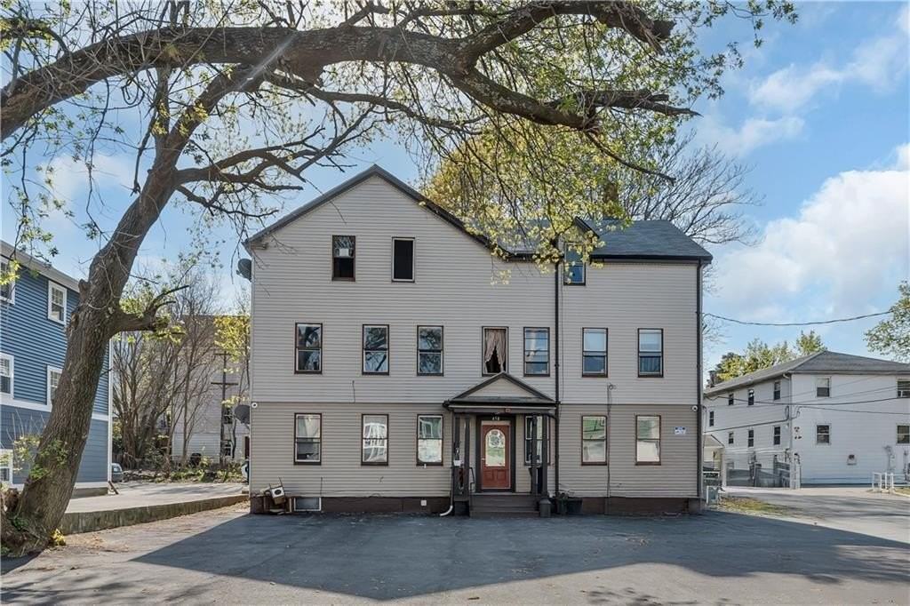 458 High St #1L - Photo 2 of 10