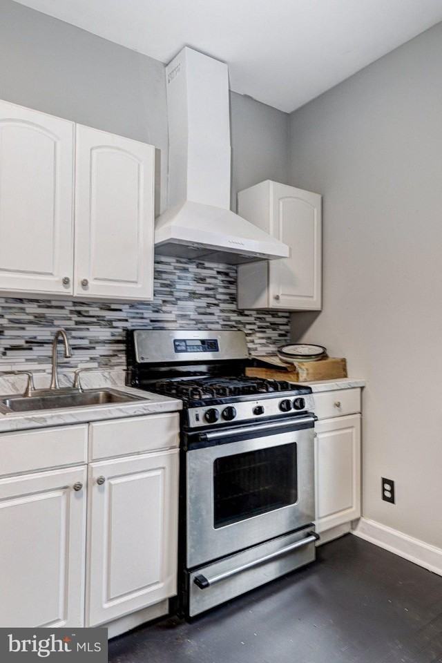 3301 Foster Ave - Photo 5 of 15
