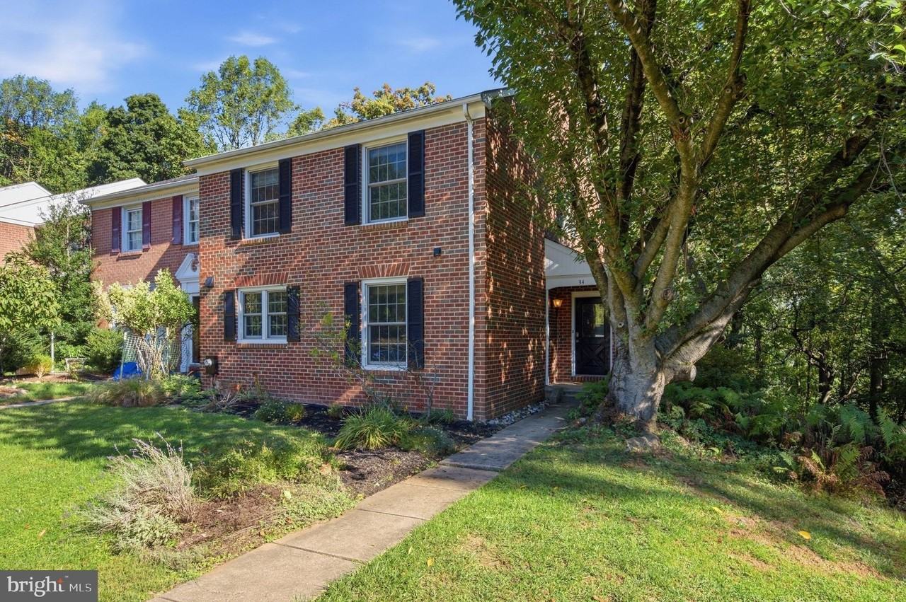 34 Tullycross Ct - Photo 2 of 44