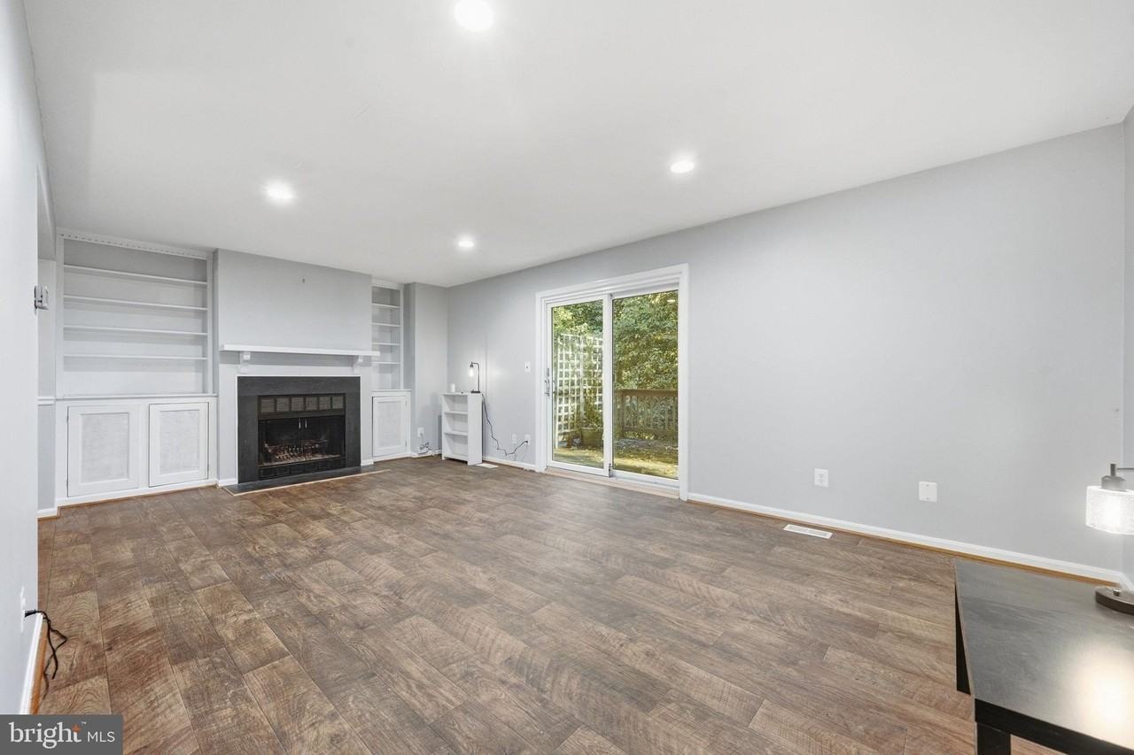34 Tullycross Ct - Photo 4 of 44