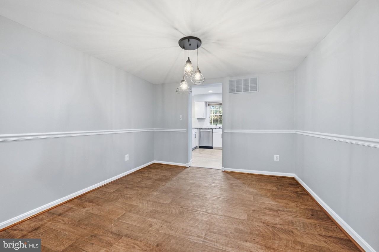 34 Tullycross Ct - Photo 7 of 44