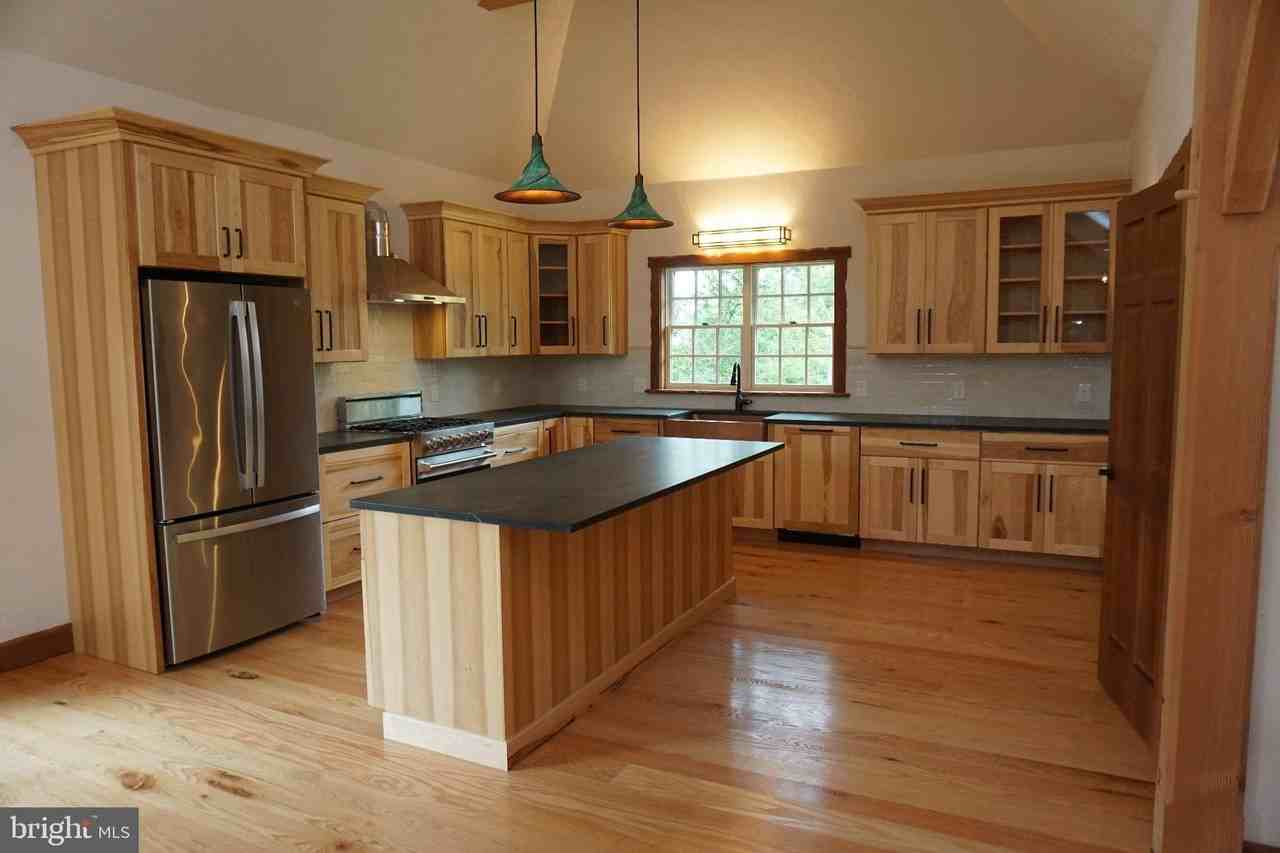 4724 Pleasant Grove Rd - Photo 3 of 45