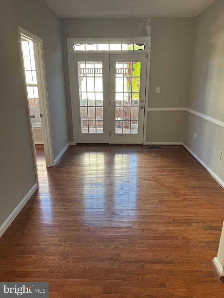 8867 Papillon Dr - Photo 4 of 16