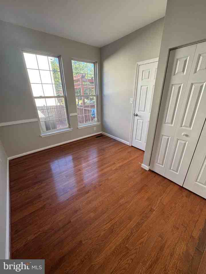 8867 Papillon Dr - Photo 5 of 16