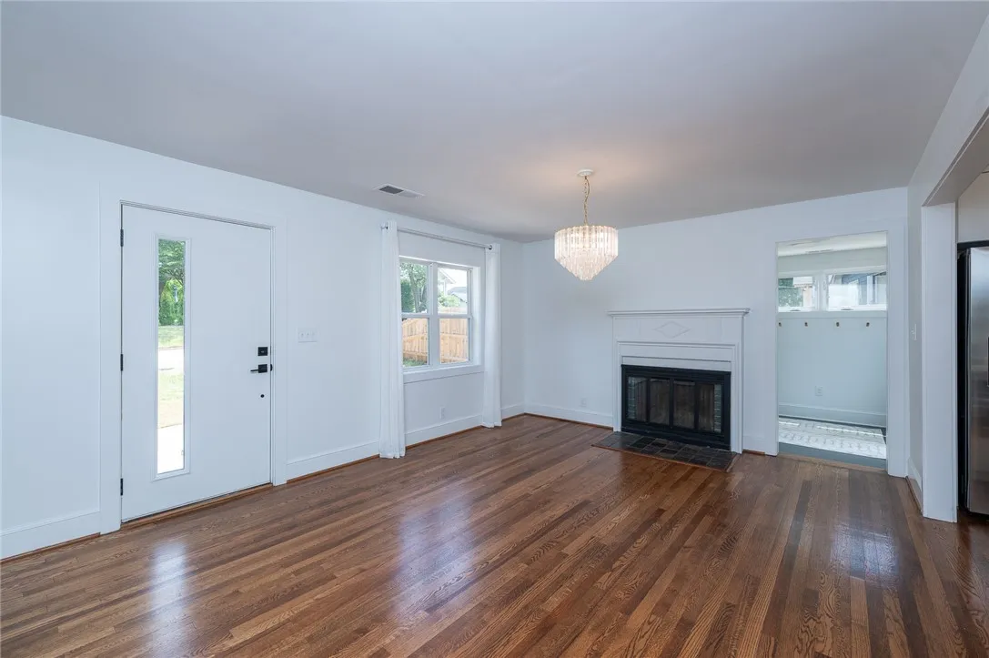46 Briarcliff Dr #1 - Photo 4 of 30