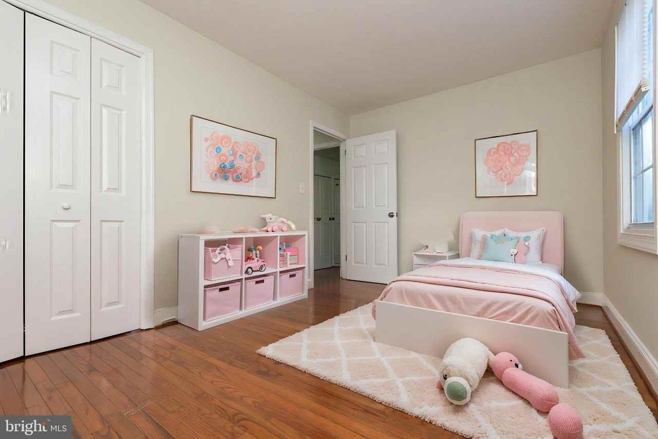 912 N Stonestreet Ave - Photo 5 of 50