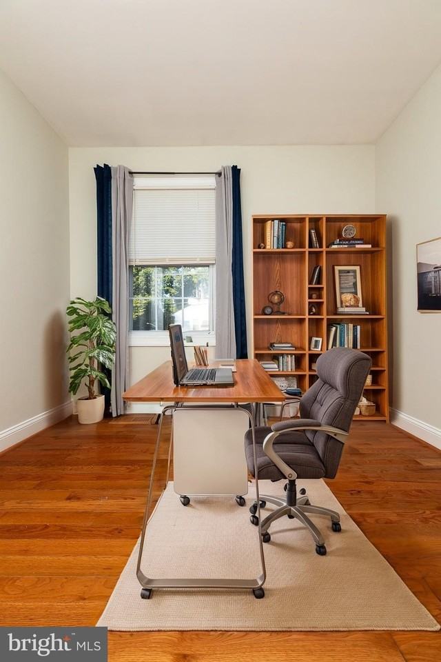 912 N Stonestreet Ave - Photo 6 of 50