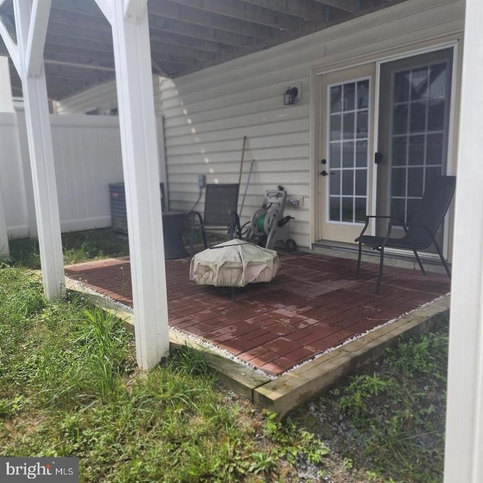 15613 Swanscombe Loop - Photo 4 of 5