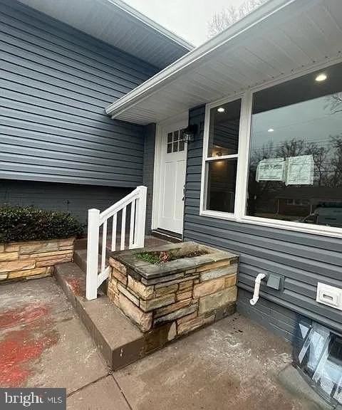 6203 87th Ave - Photo 4 of 25