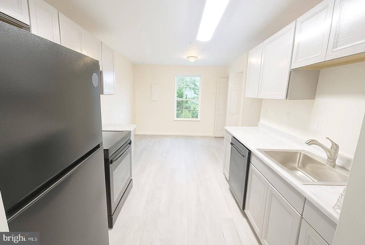 45293 Rumsford Ln - Photo 4 of 12