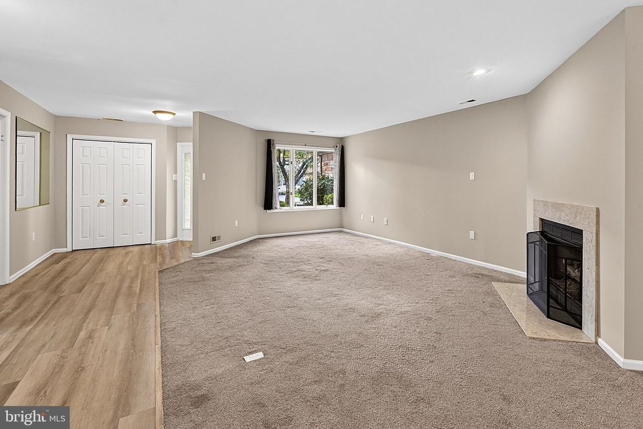 51 Woodmont Dr - Photo 7 of 34