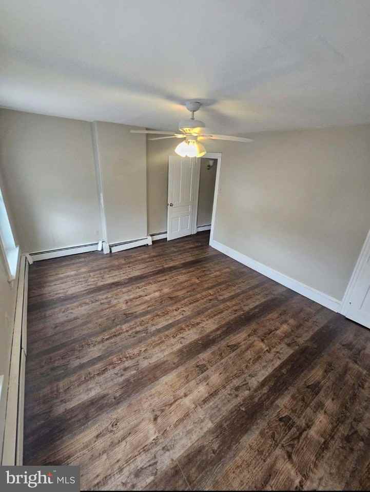 9 N West St - Photo 2 of 13