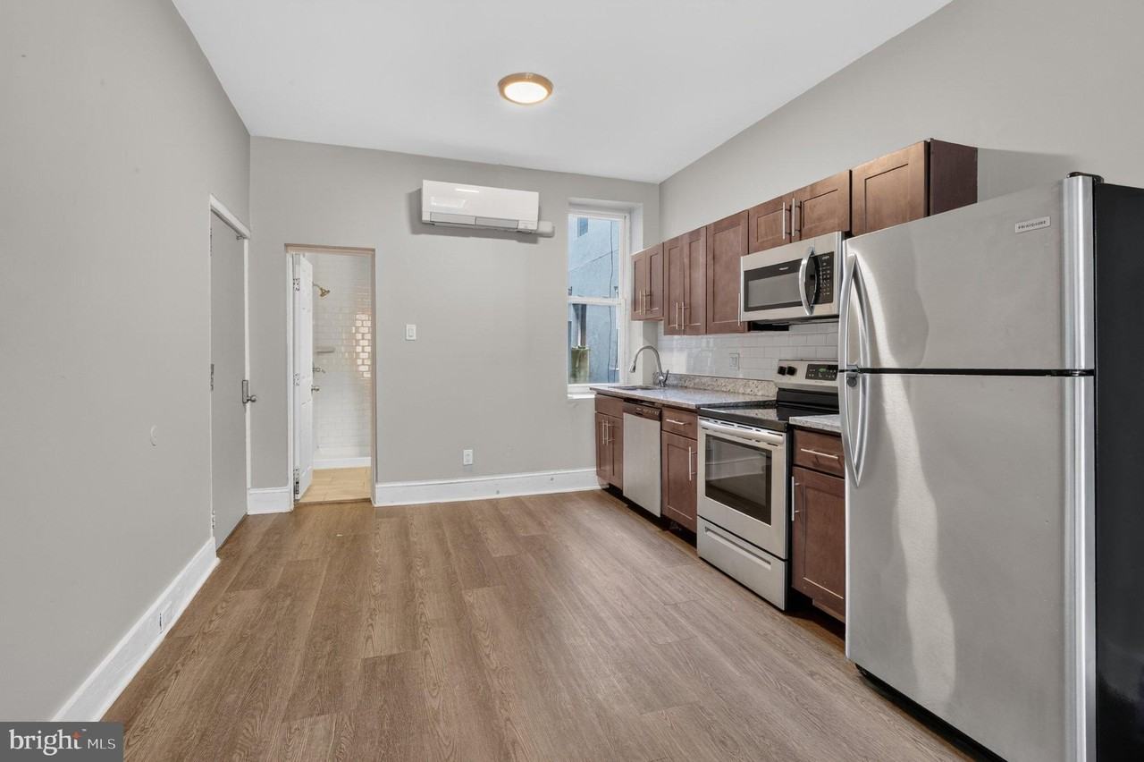 1202 N 7th St #1F - Photo 4 of 15