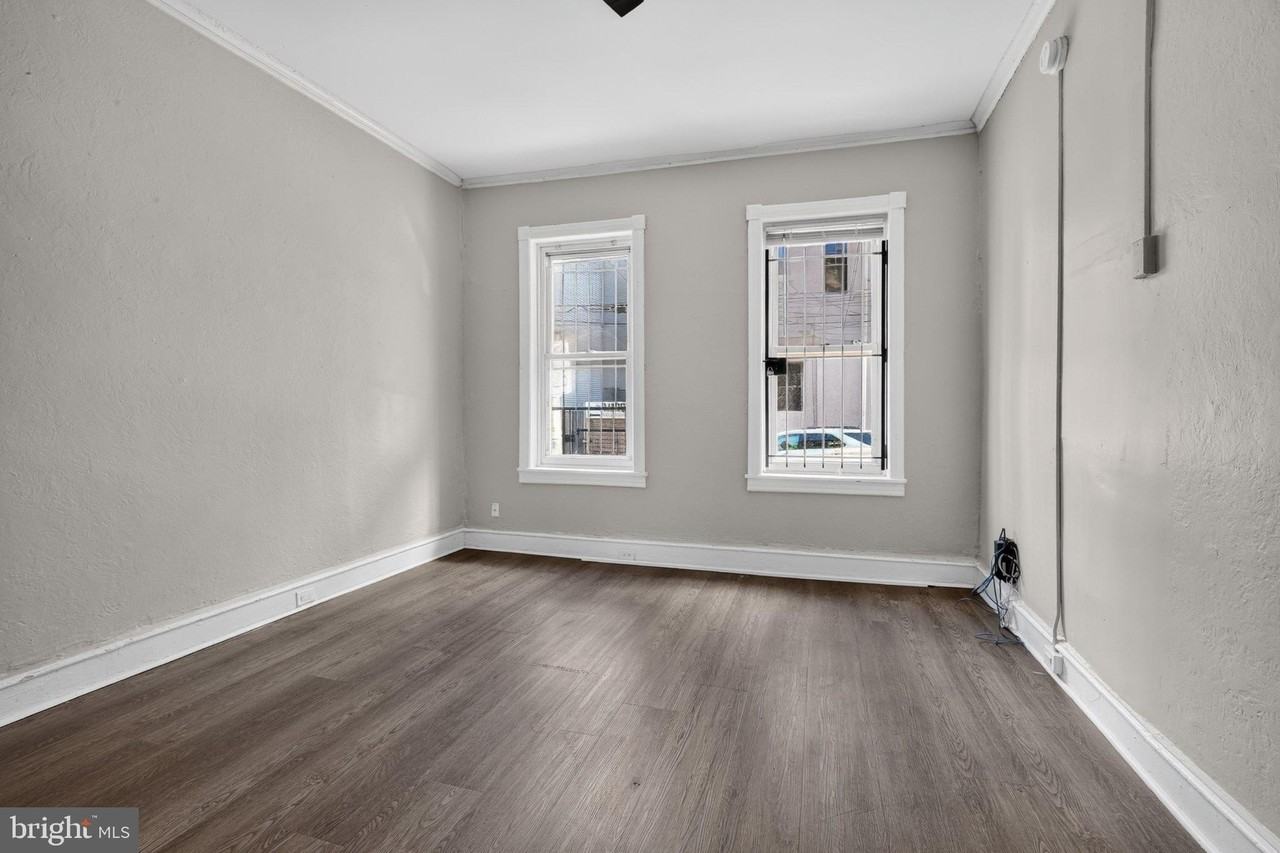 1202 N 7th St #1F - Photo 5 of 15