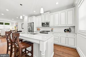 featured image of 2138 Kater St