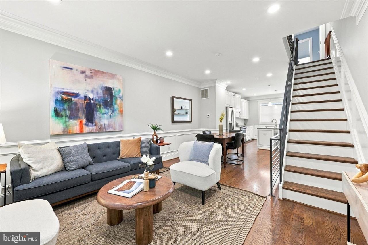 2138 Kater St - Photo 2 of 36