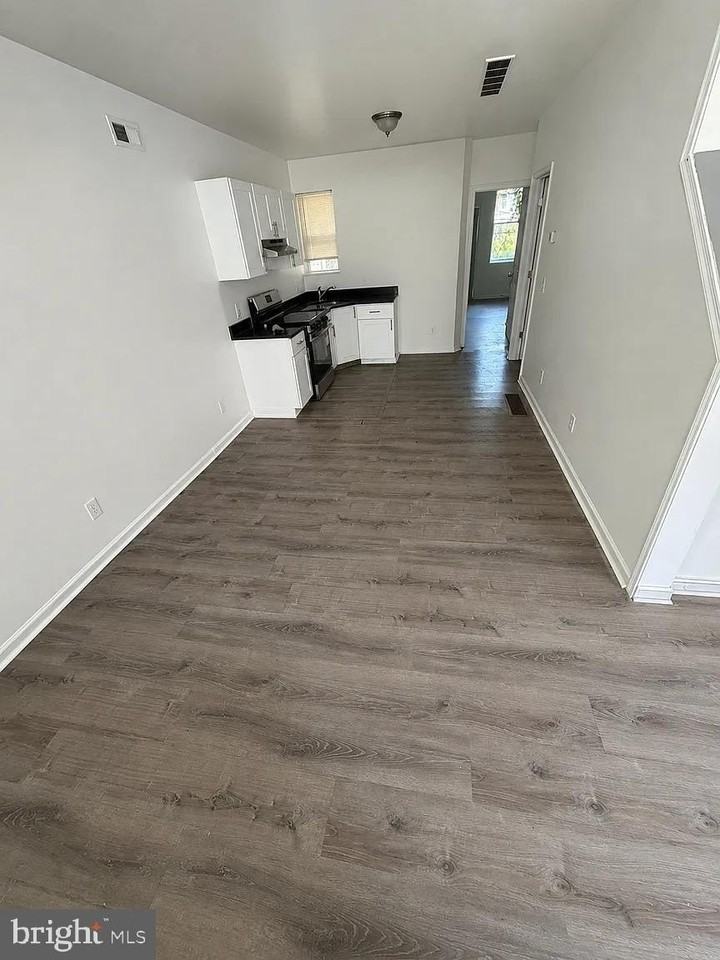 125 N Wilton St - Photo 3 of 22