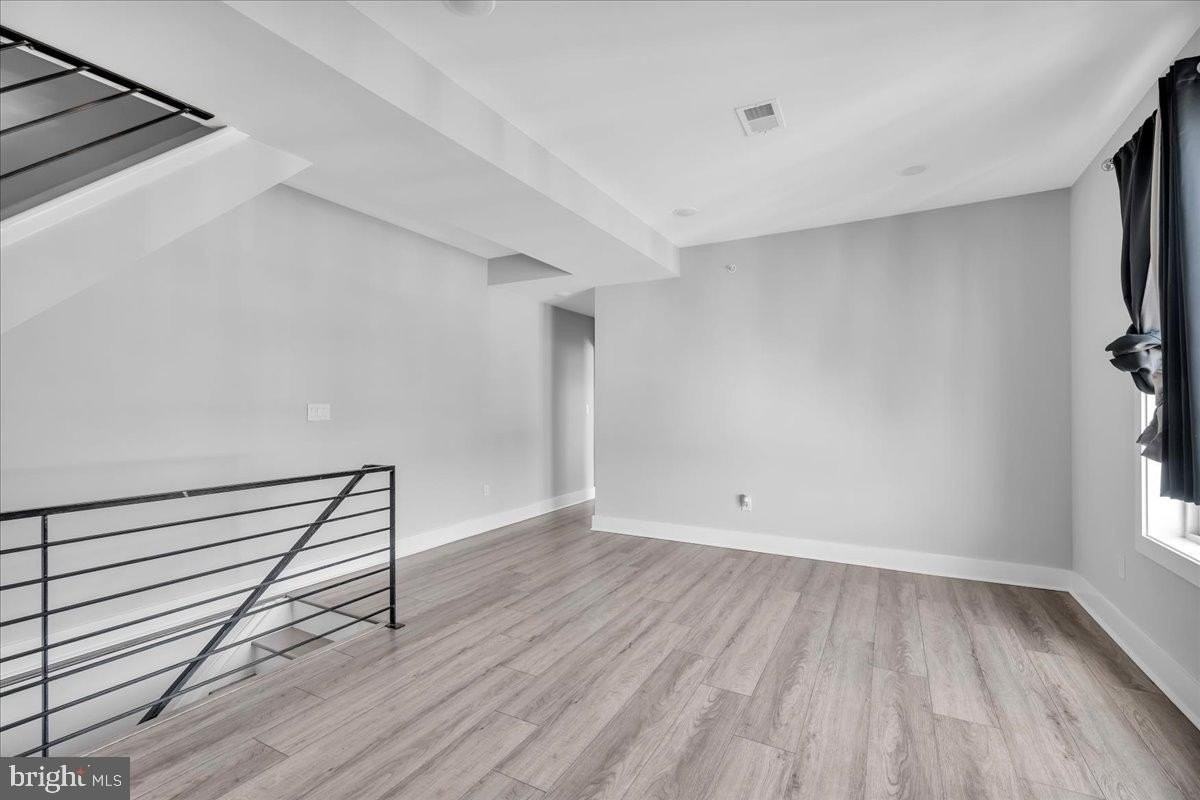 2000 E Huntingdon St #3 - Photo 6 of 24