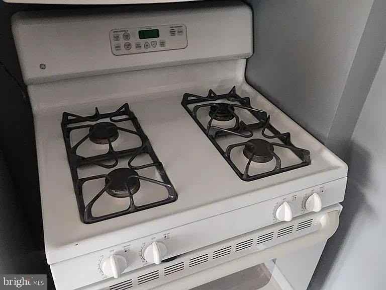 1830 Columbia Pike #216 - Photo 7 of 15