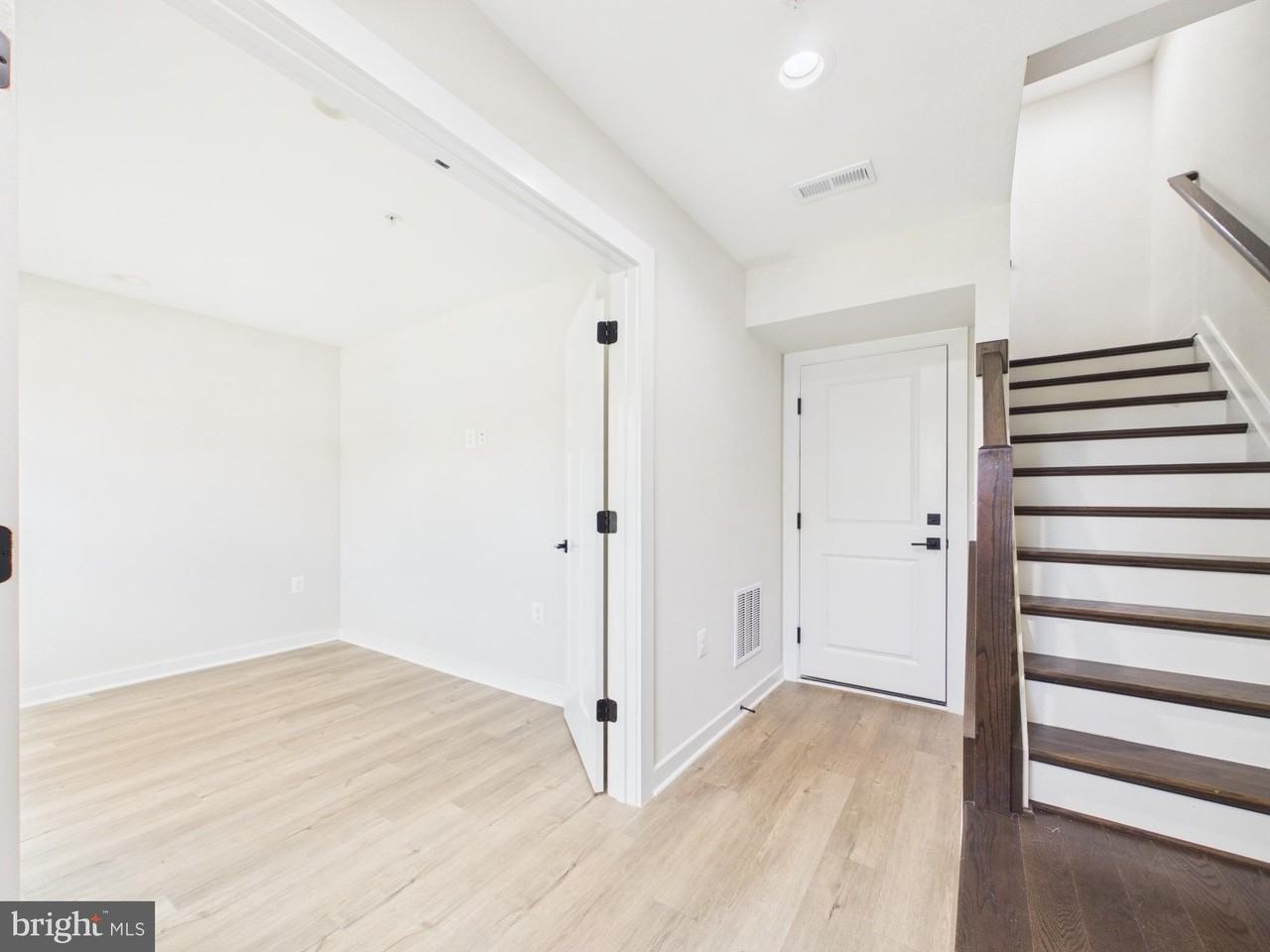 6332 Stevenson Ave - Photo 5 of 36