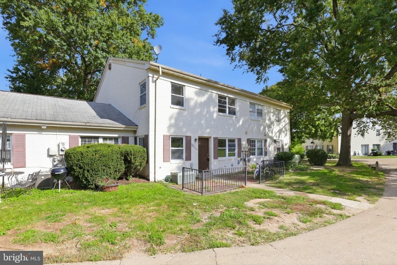 9771 Hagel Cir #54E - Photo 2 of 20