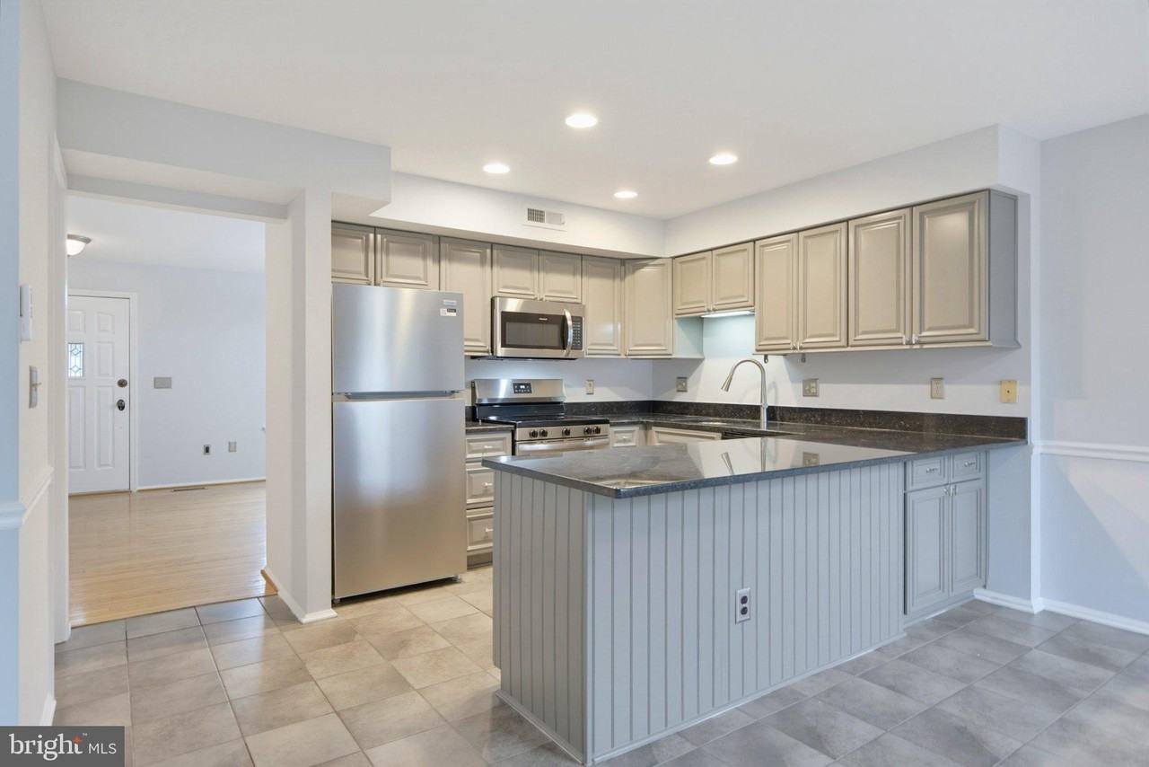34 Millard Ct - Photo 6 of 23