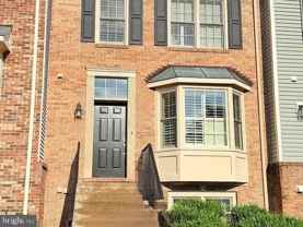 43576 Blacksmith Sq - Photo 1 of 1