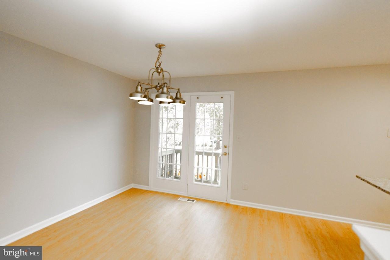 10327 Oconnell Ct - Photo 3 of 13
