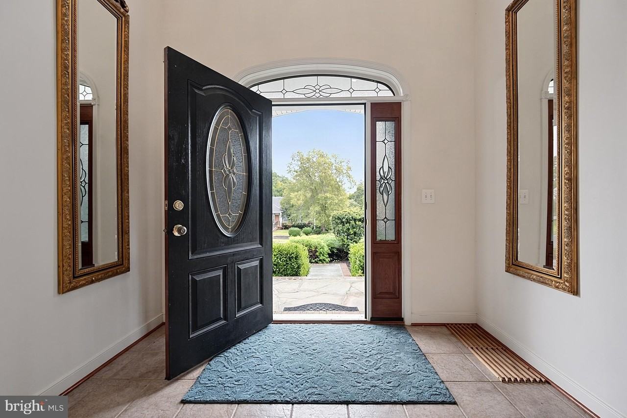 17968 Swans Creek Ln - Photo 6 of 50