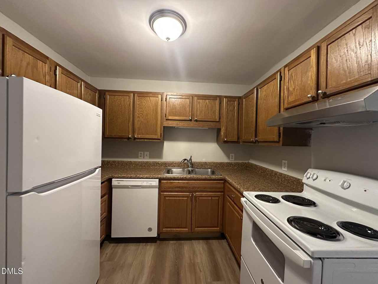 4812 Hoyle Dr #B - Photo 2 of 13