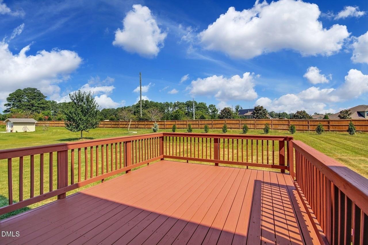 2204 Stillness Pond Ln - Photo 5 of 34