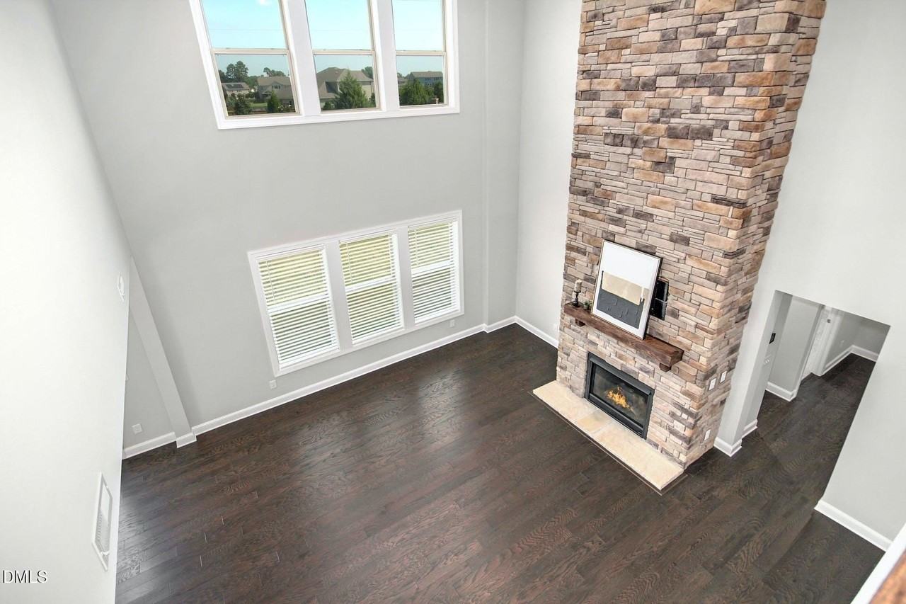 2204 Stillness Pond Ln - Photo 6 of 34