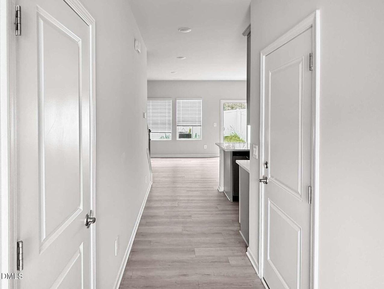 675 Rolling Fields Dr - Photo 4 of 20