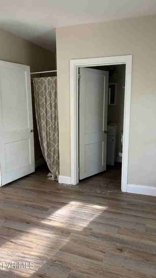1725 Jefferson Ave #4 - Photo 4 of 6