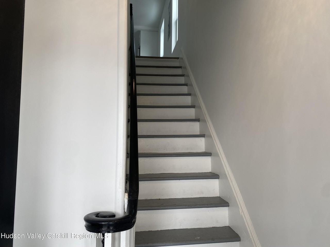520 Delaware Ave #2ndFL - Photo 4 of 20