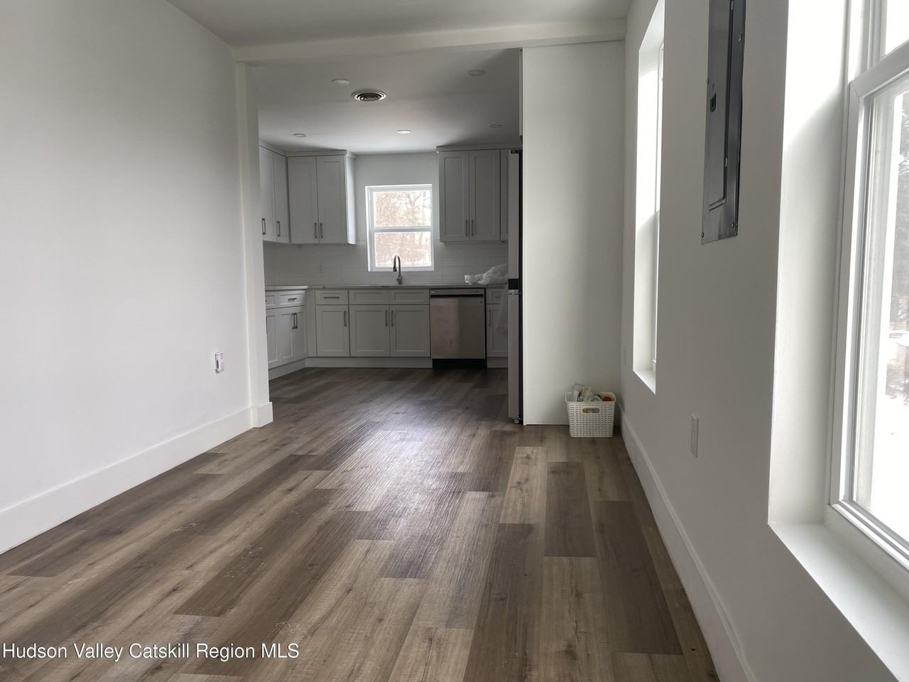 520 Delaware Ave #2ndFL - Photo 5 of 20