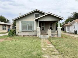 featured image of 2142 Avenue F