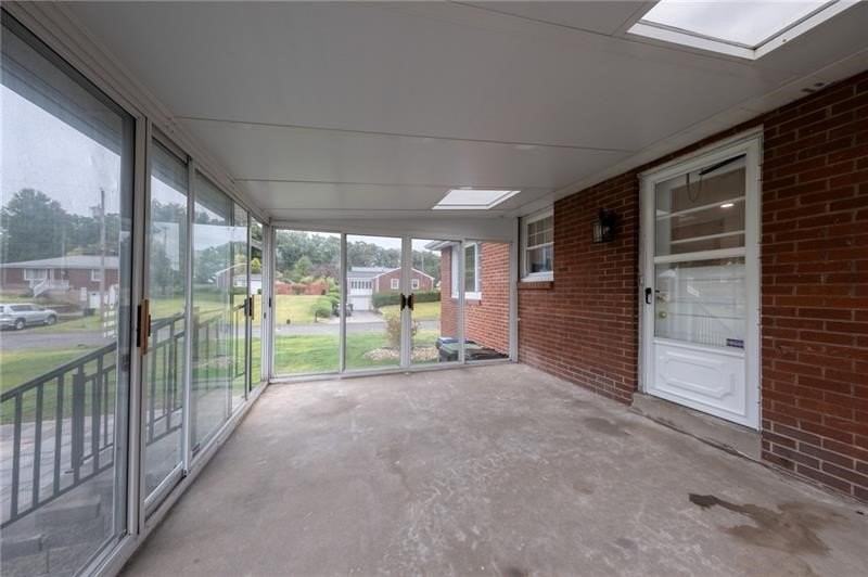 719 Cumberland Rd - Photo 3 of 41