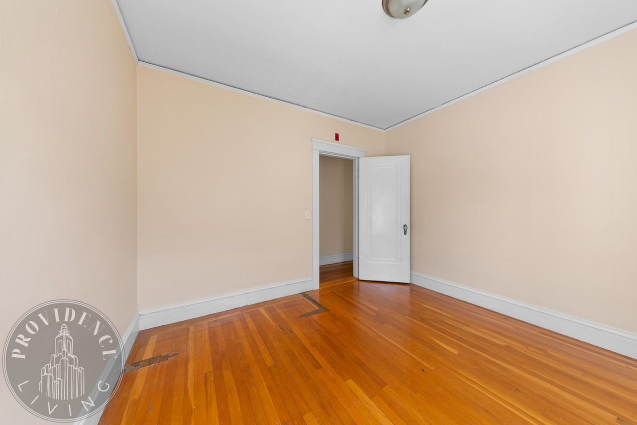 100 Taft Avenue - 88 Taft #88TAFT6 - Photo 7 of 14