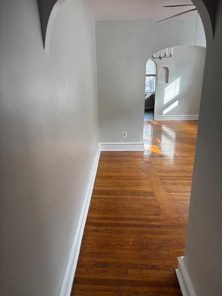 675 Long Lane - Photo 4 of 17