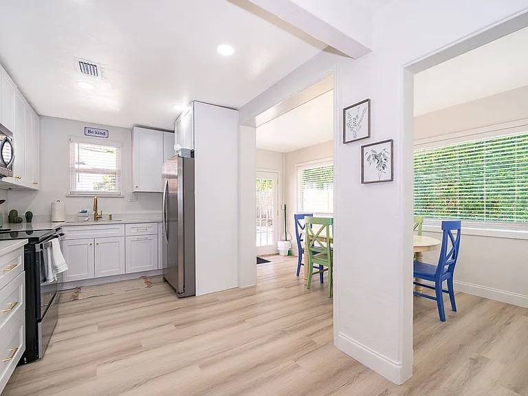 263 Williams Ave #1 - Photo 7 of 7
