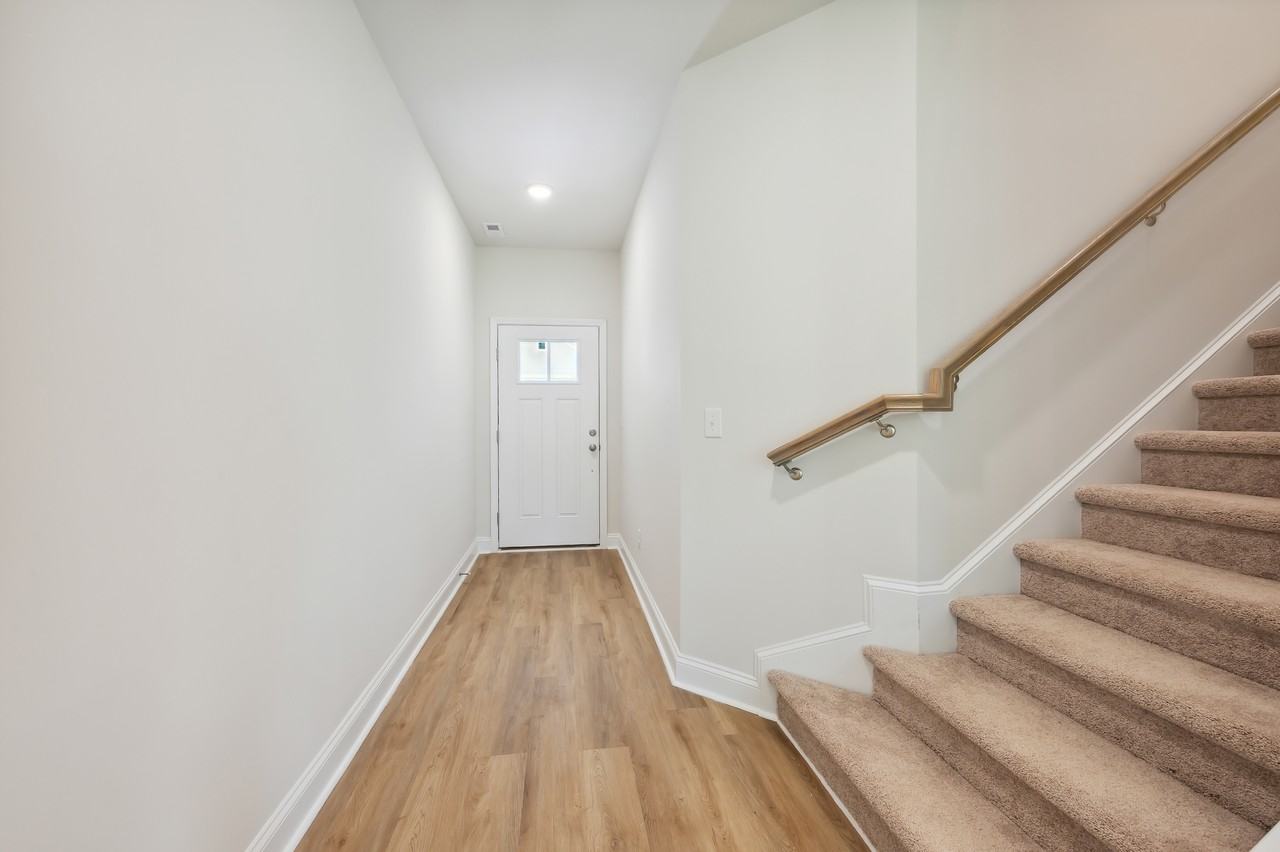 109 Alluvium Ln #1 - Photo 5 of 26