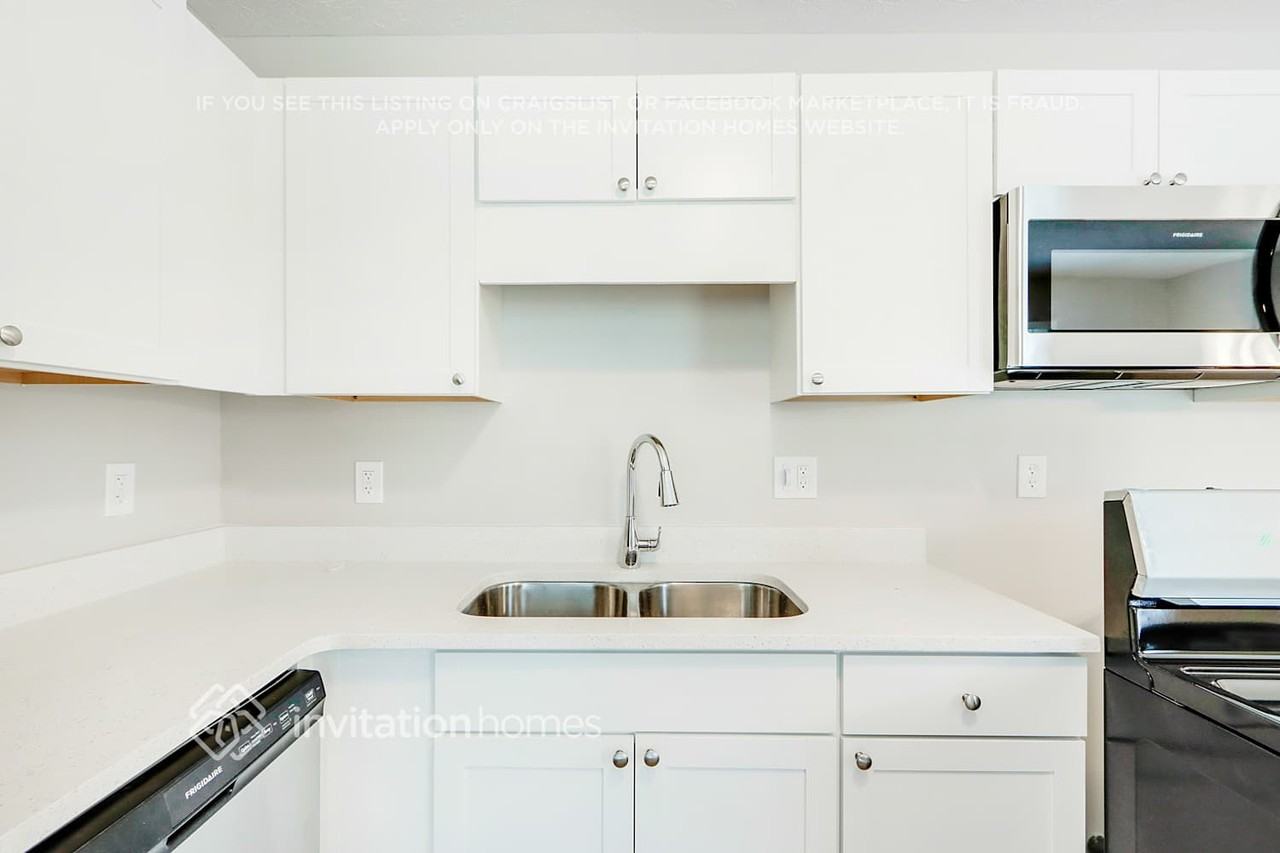 510 Waterboy Rd - Photo 5 of 19