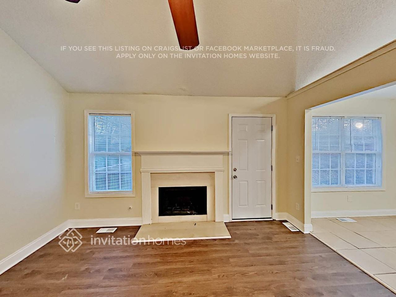 4006 River Garden Cir - Photo 5 of 25