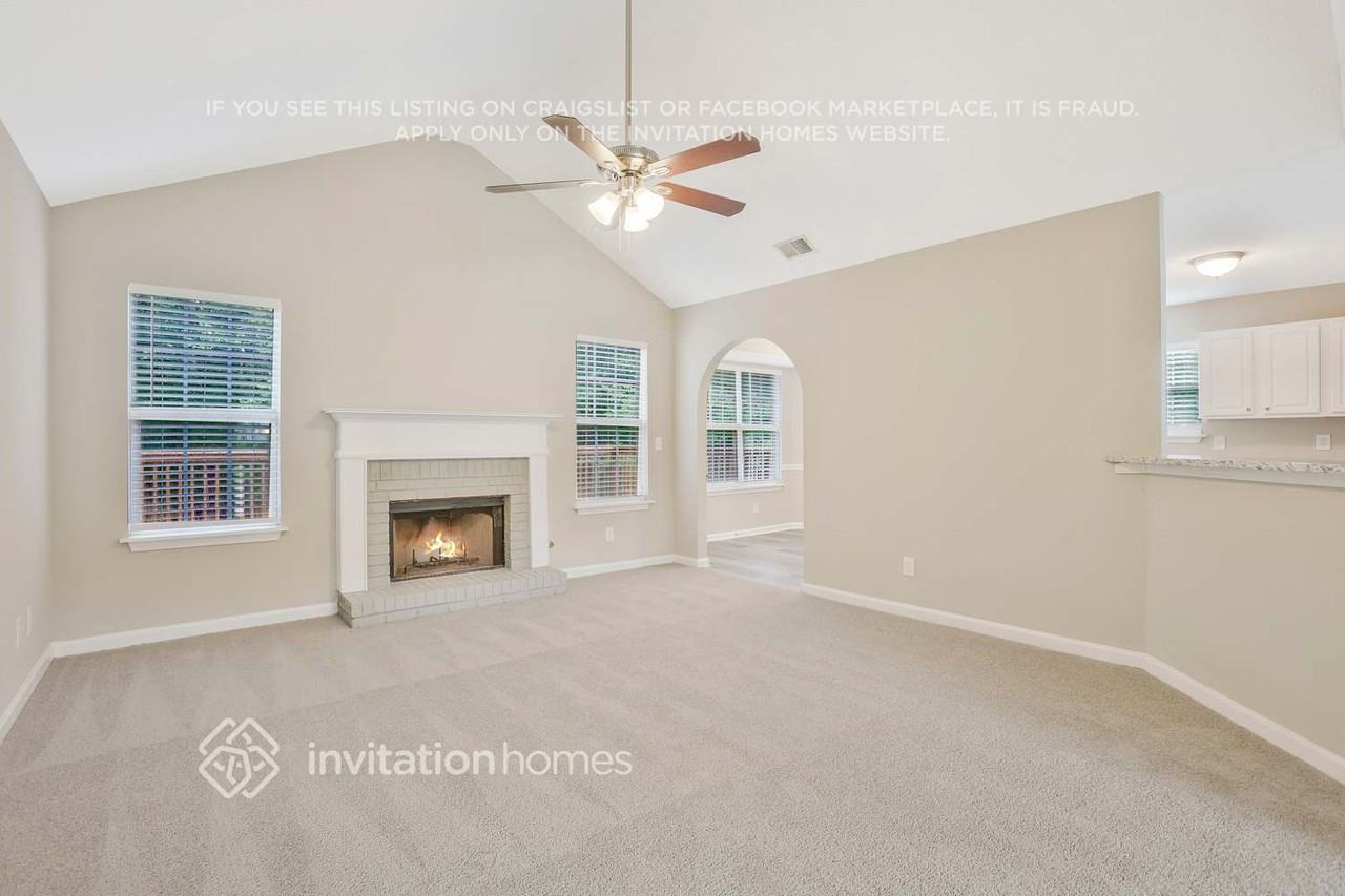 3150 Mosley Chase Dr - Photo 4 of 23