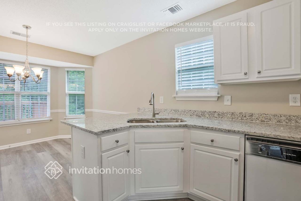 3150 Mosley Chase Dr - Photo 7 of 23