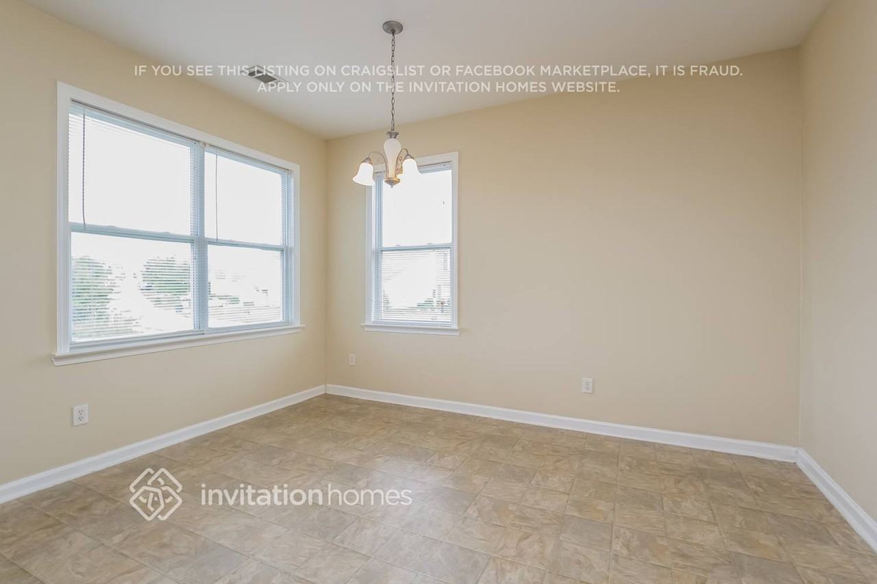 7188 Toccoa Cir - Photo 6 of 16