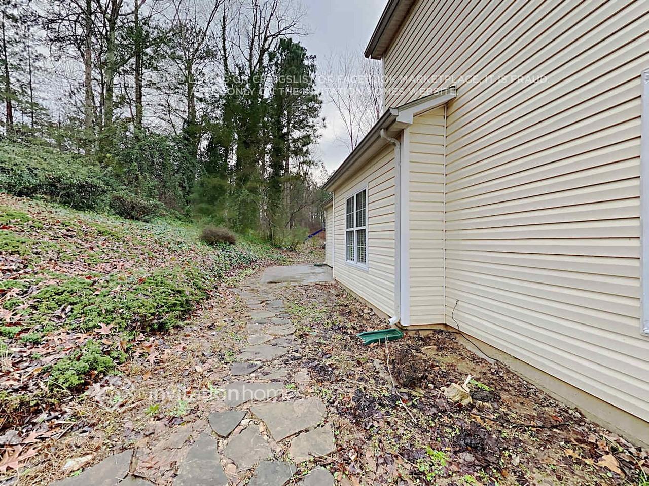 213 Hillcrest Rdg - Photo 4 of 6