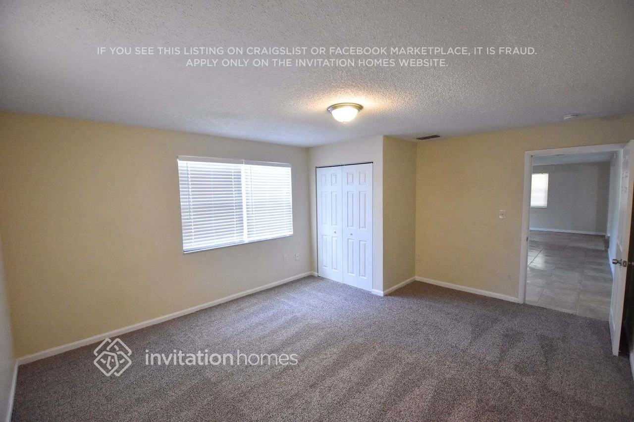 2415 4th St - Photo 7 of 11
