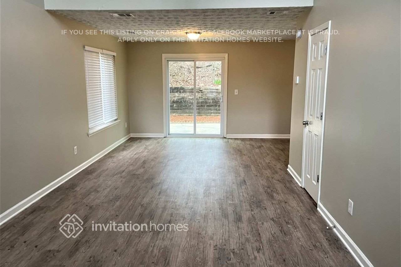 1046 Kennesborough Rd Nw - Photo 6 of 12